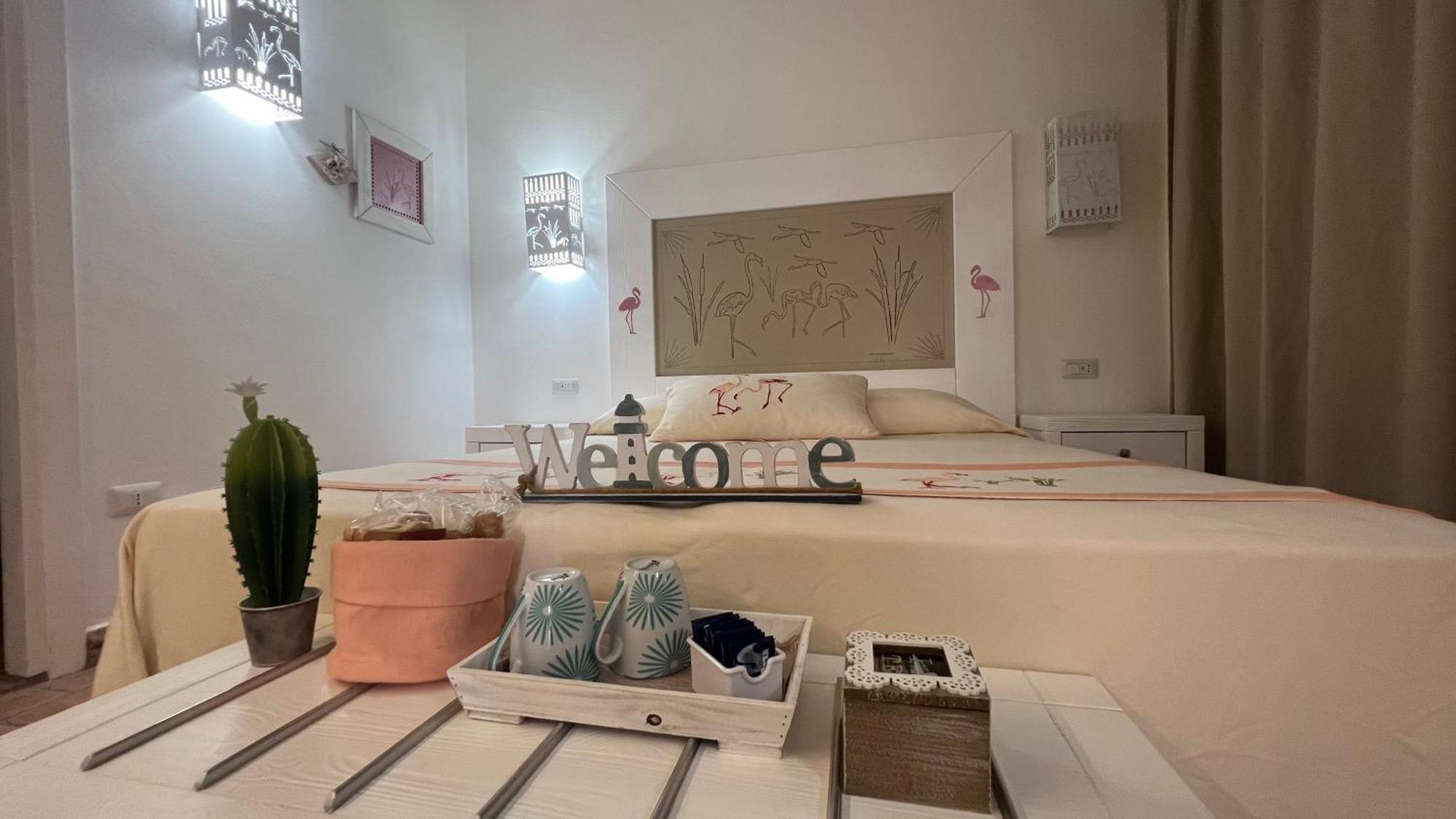 Rooms Apartaments Santa Teresa Capo Testa Exterior photo